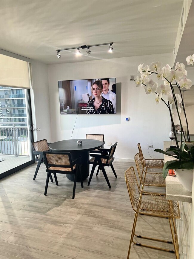 Building Photo - 999 SW 1st St