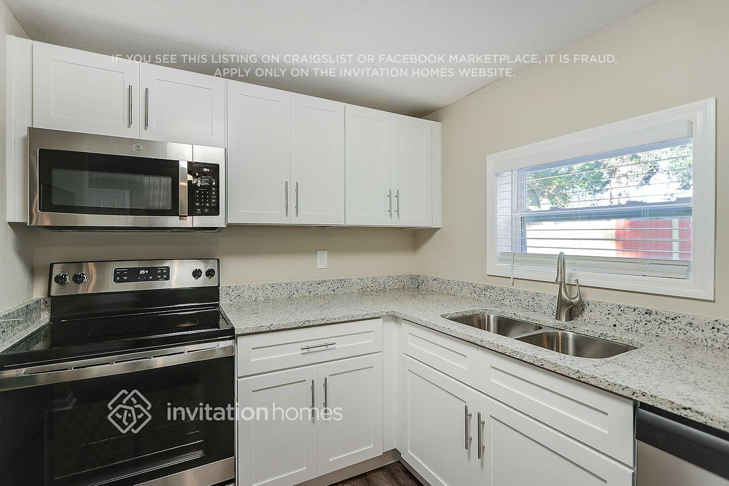 Building Photo - 3620 Westchester Dr