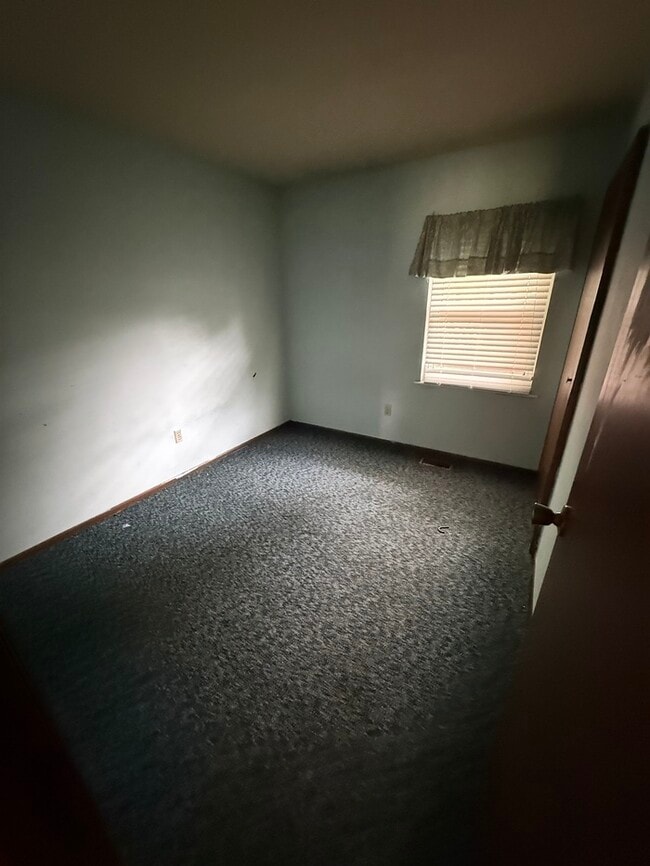 Building Photo - 303 Wilson Park Ln
