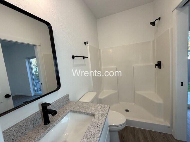 Building Photo - New Build Duplex