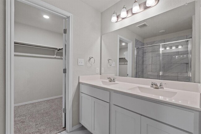 Building Photo - 222 Jaycen Ln