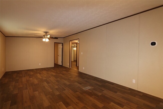 Building Photo - 16501 E Emerson Cir