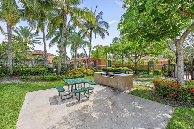 Building Photo - 4400 SW 160th Ave
