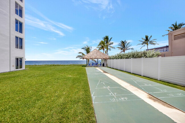 Building Photo - 2909 S Ocean Blvd