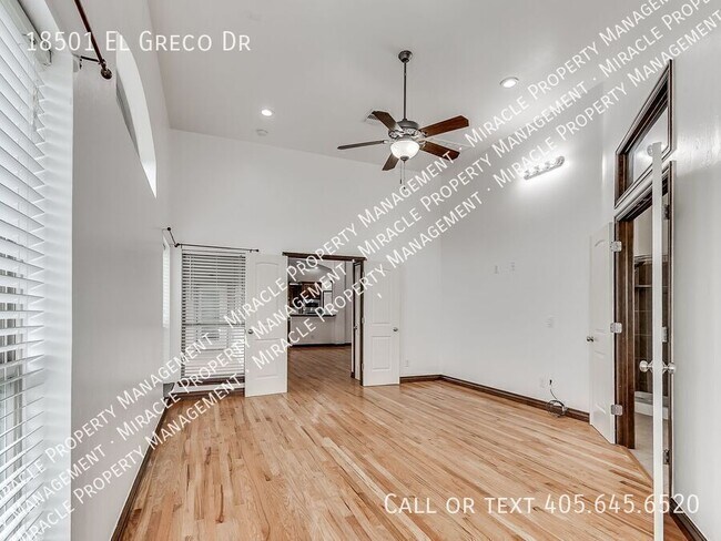 Building Photo - 18501 El Greco Dr