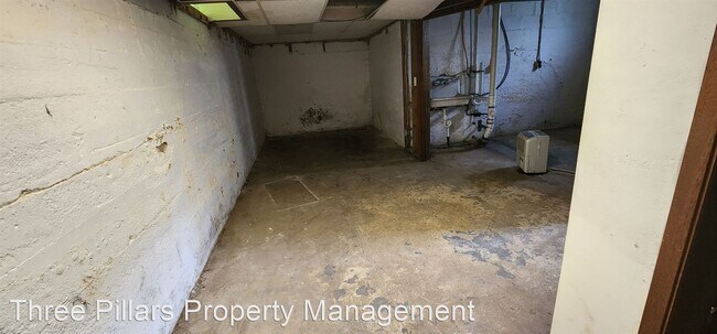 Building Photo - 4 br, 3 bath House - 511 5th Ave NW