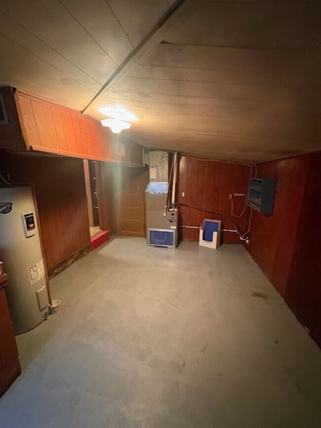 Building Photo - Single Family Home in East Peoria IL