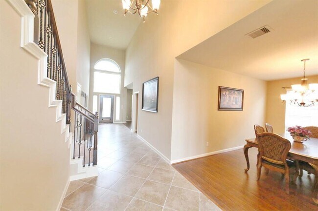 Building Photo - 6223 Falling Briar Lane
