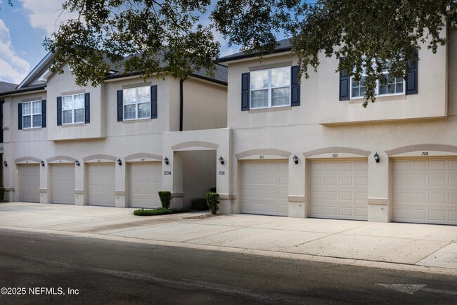 Building Photo - 12301 Kernan Forest Blvd