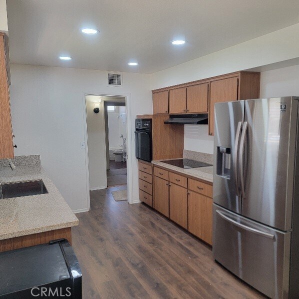 Building Photo - 28894 Portsmouth Dr