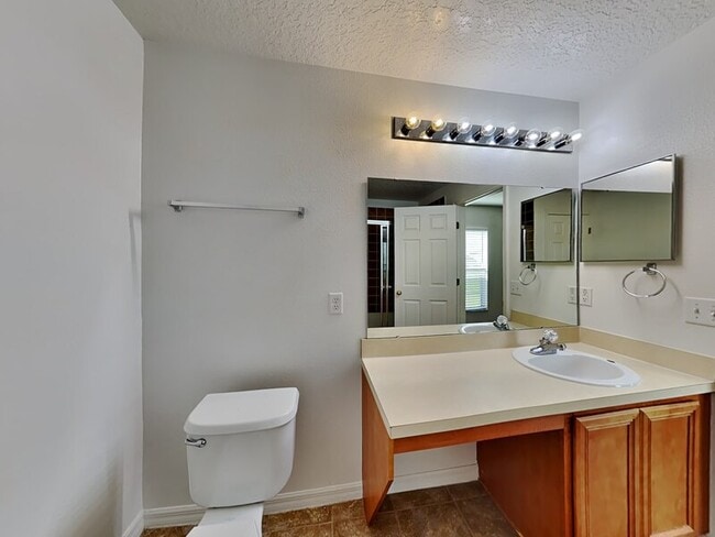 Building Photo - 1388 N Platte Ct