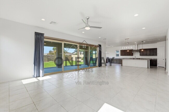 Building Photo - 9960 E Seismic Ave