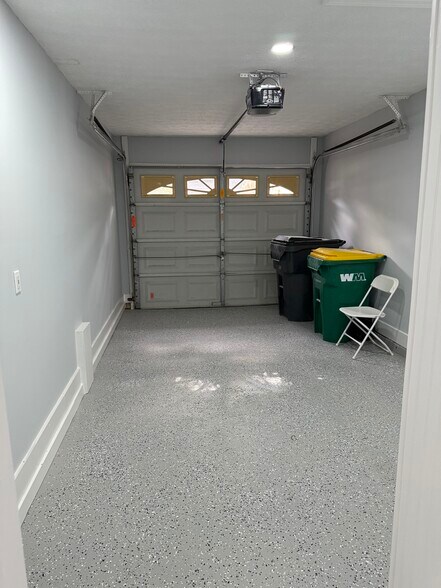 Building Photo - 1317 Parkside Club Dr