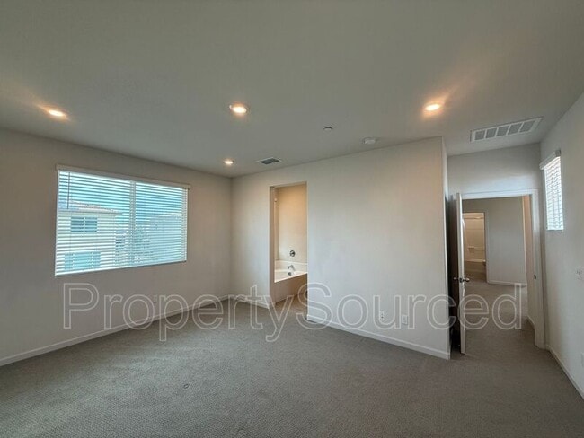 Building Photo - 2957 Mokelumne Ct