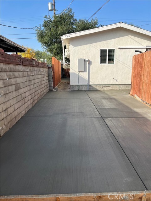 Building Photo - 7315 Ensign Ave