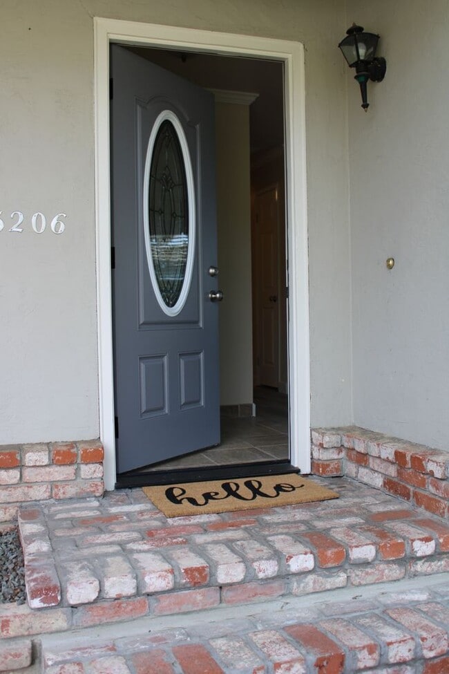 Building Photo - 3 Bedroom in Rincon Valley- Santa Rosa