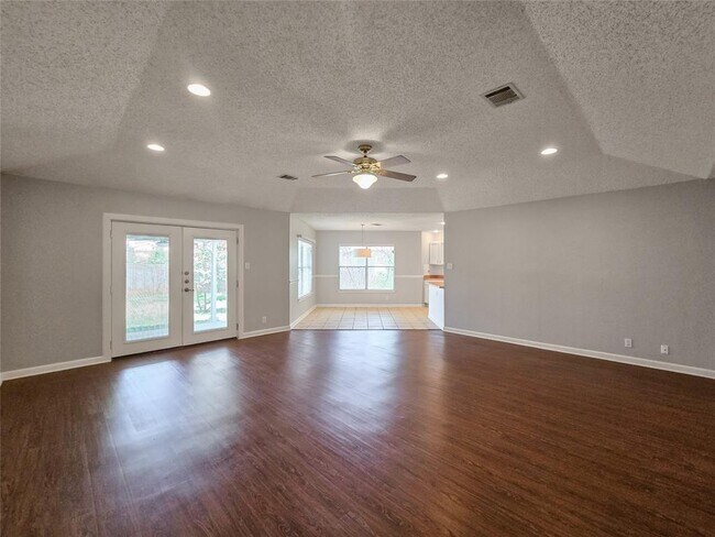 Building Photo - 1318 Chalk Ln
