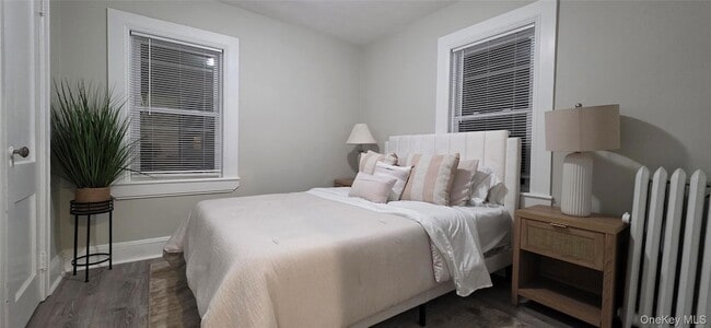 Building Photo - 248-11 89th Ave