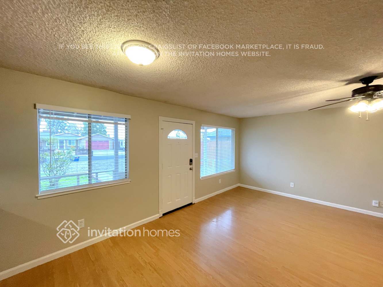 Building Photo - 4860 Teakwood Dr