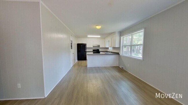 Building Photo - 510 Wesley Ave