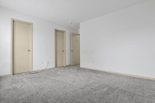 Building Photo - 706 Windy Hill Ln