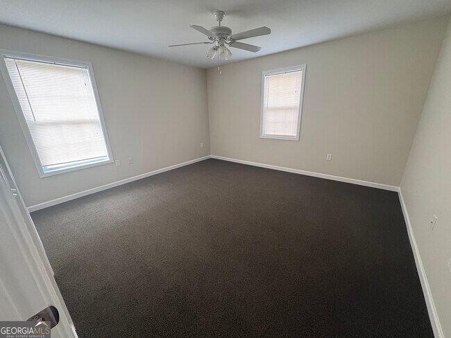 Building Photo - 1821 Claxton Dairy Rd