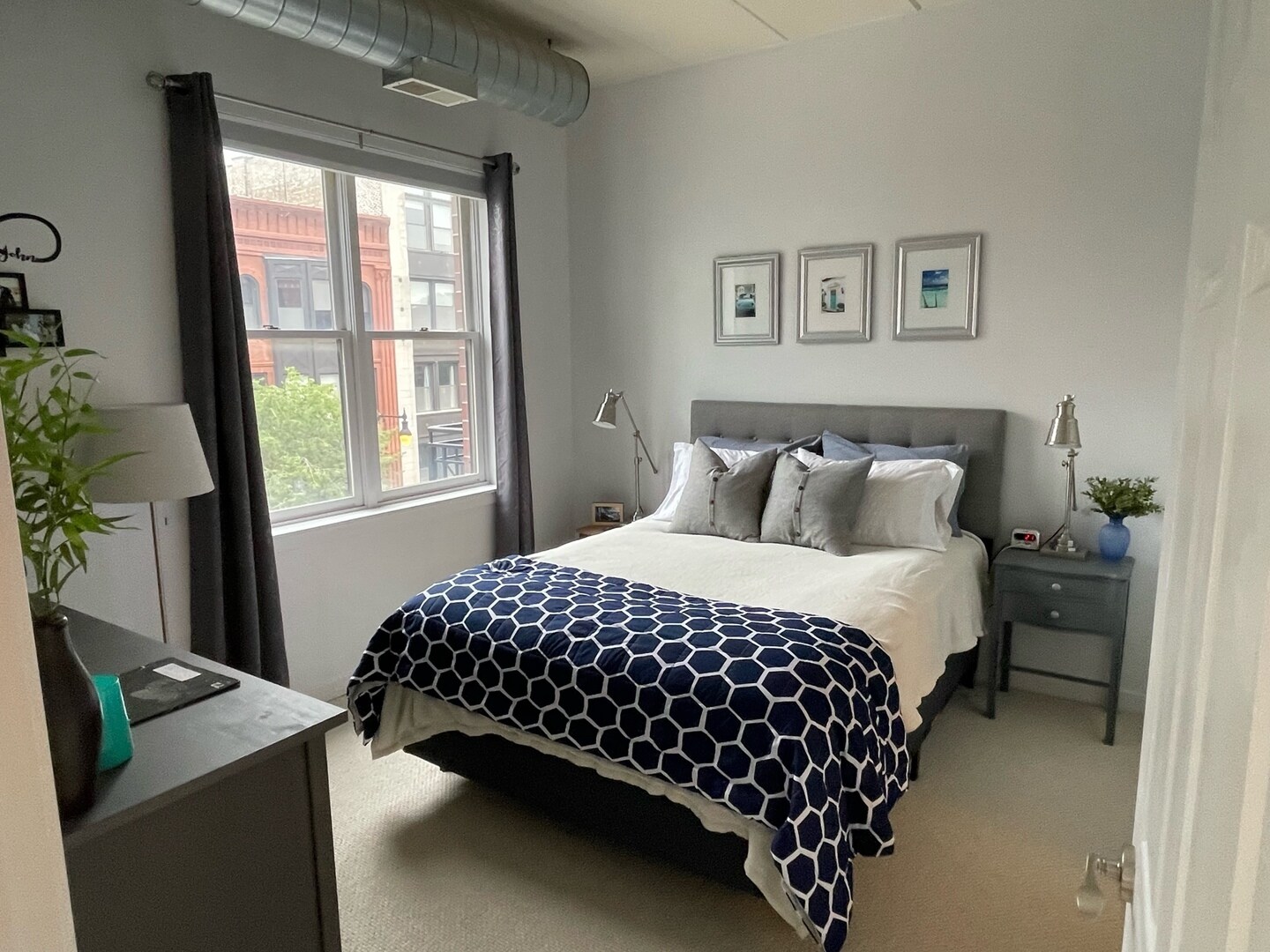 Building Photo - 1155 W Madison St