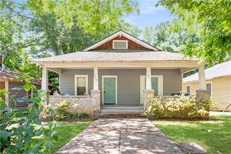 Building Photo - 822 Elbert St SW