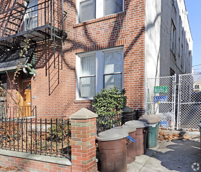 1847 Ditmars Blvd 1847 Ditmars Blvd Astoria NY 11105 Apartment Finder