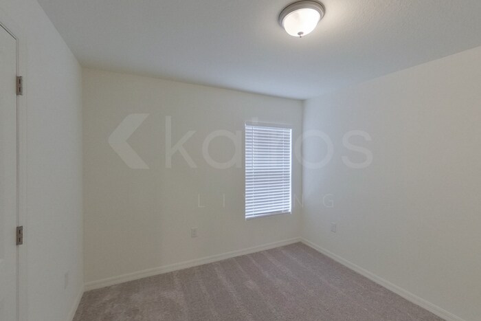Building Photo - 20254 Lorenzo Ave
