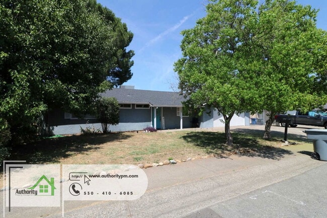 Building Photo - 160 Woodcliff Dr