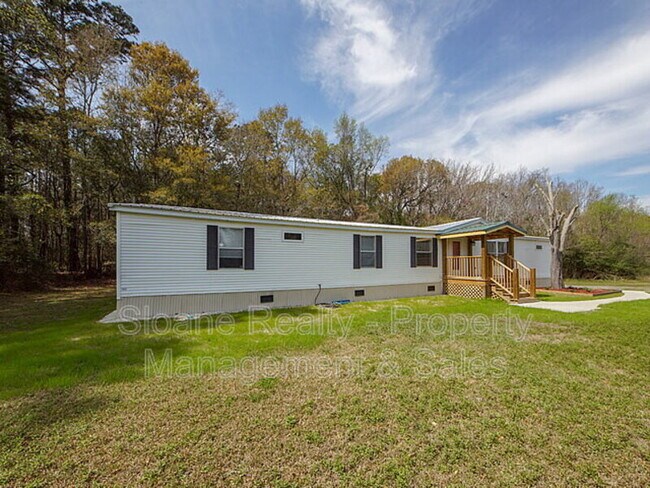 Building Photo - 3184 Sanders Rd