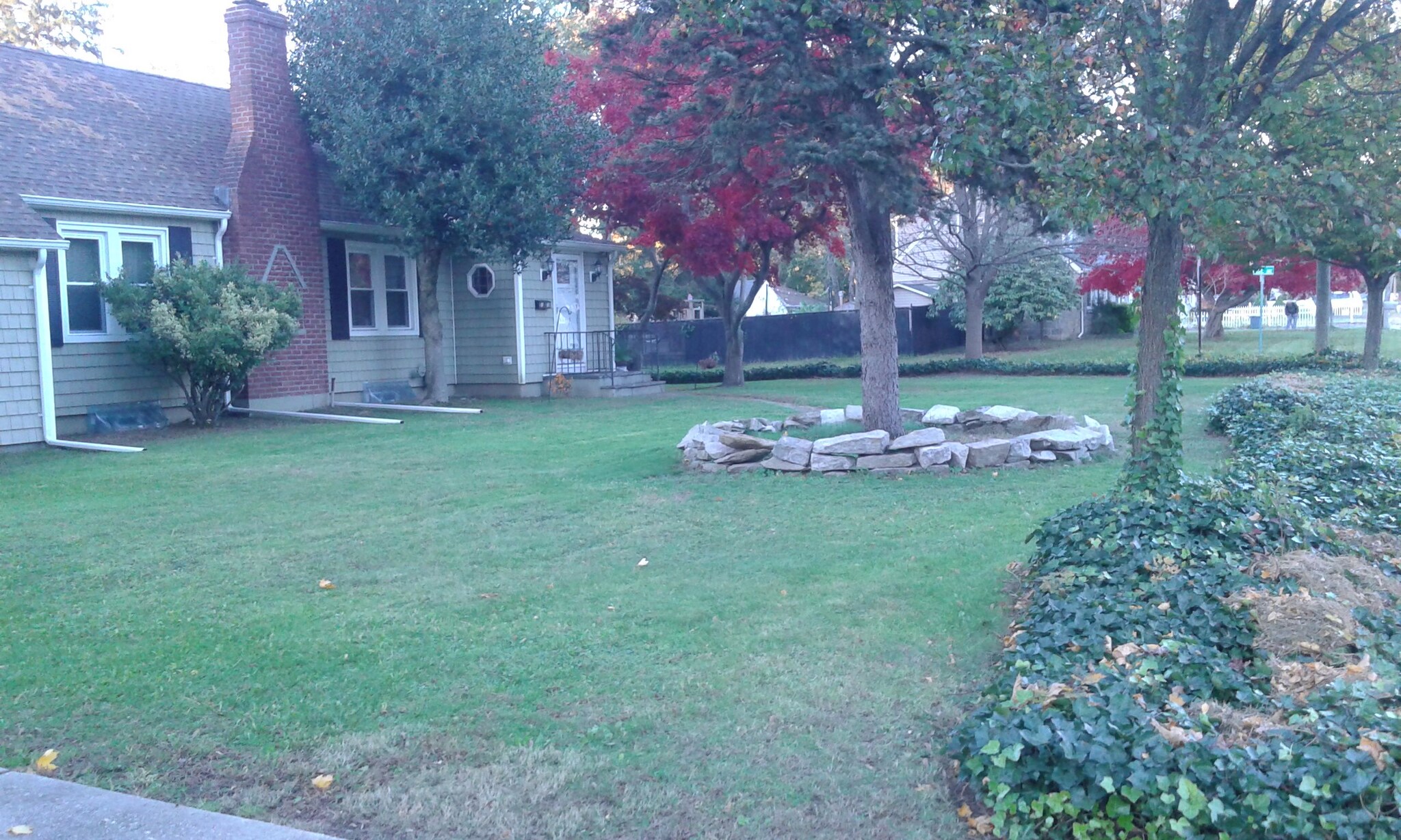 front property - 15 Ingersoll St
