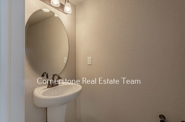 Building Photo - 847 Endeavor Wy