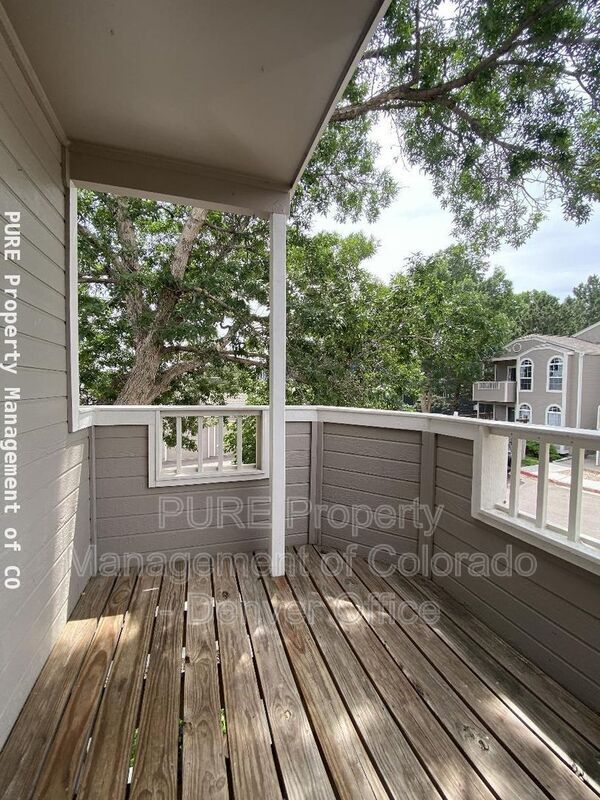 Building Photo - 5708 W Asbury Pl