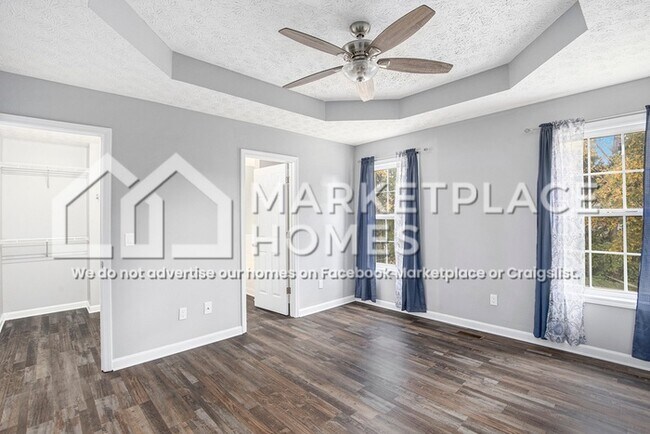 Building Photo - 117 Fawn Ln