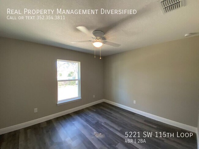 Building Photo - 5221 SW 115th Loop