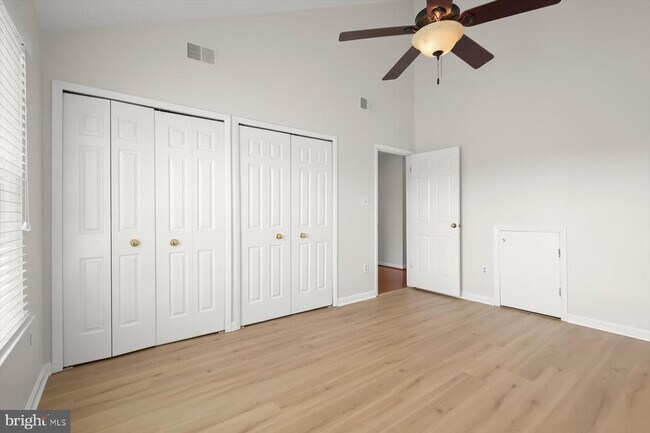 Building Photo - 7758 Mayfair Cir