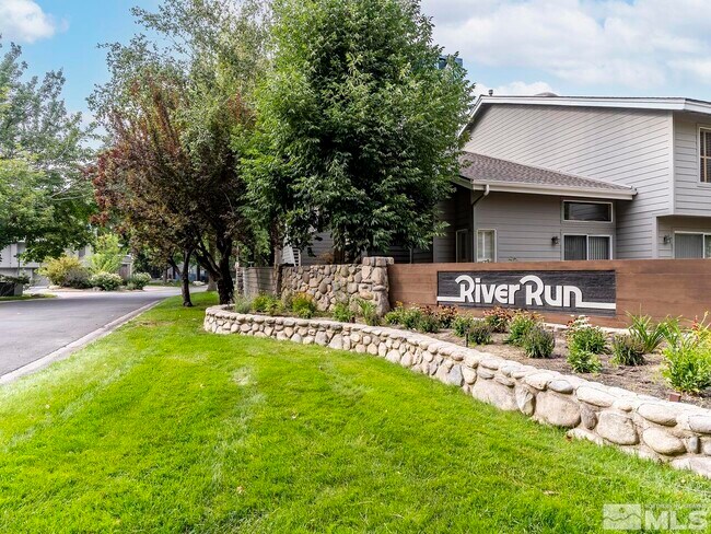 Primary Photo - 3223 Alum Creek Ct