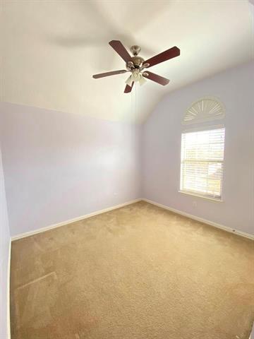 Building Photo - 6204 Diamond Dr