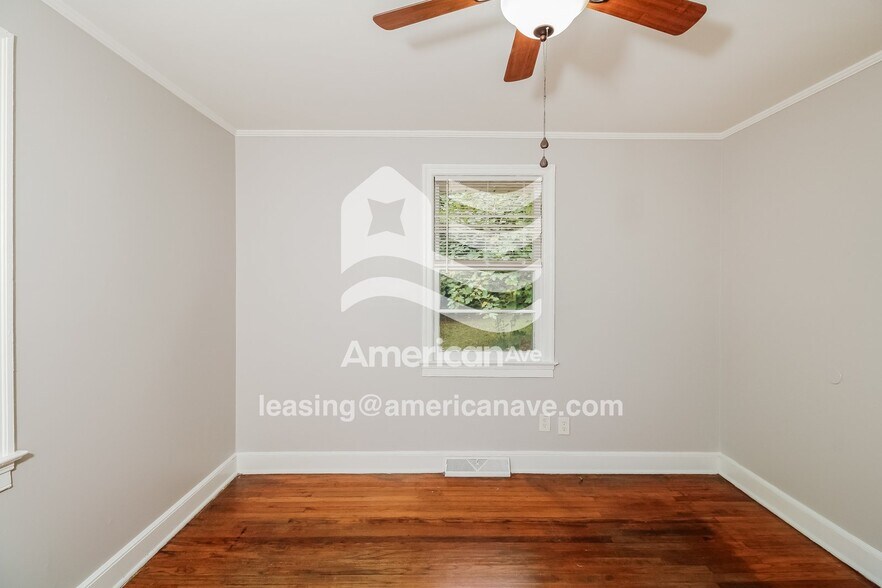 Building Photo - 5217 Spalding Ave