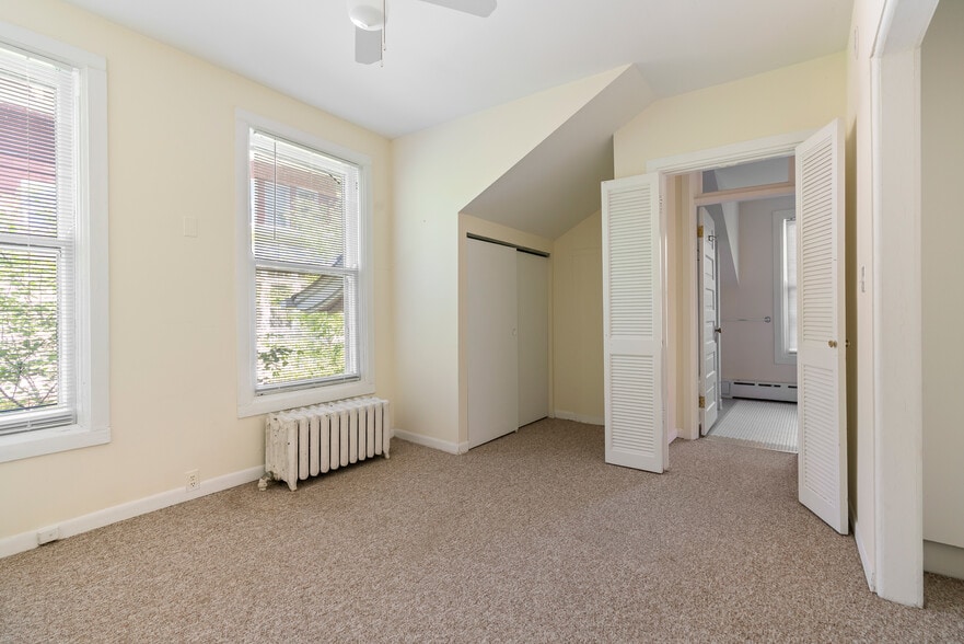 Building Photo - 1235 Ridge Ave