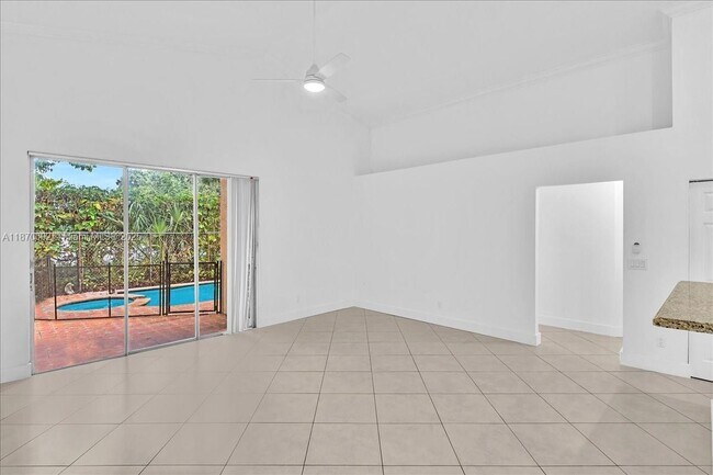 Building Photo - 5650 NW 40th Terrace