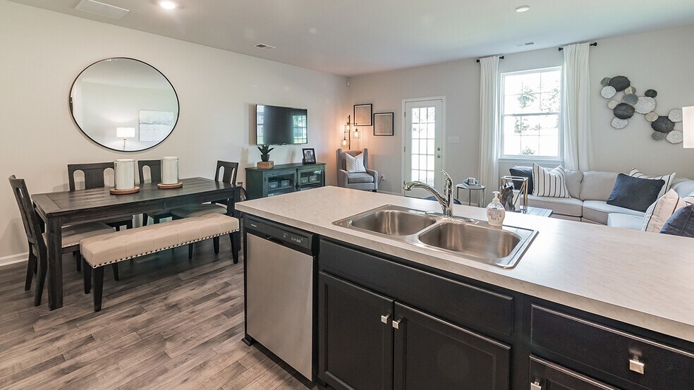 Building Photo - 1161 Lova Ln