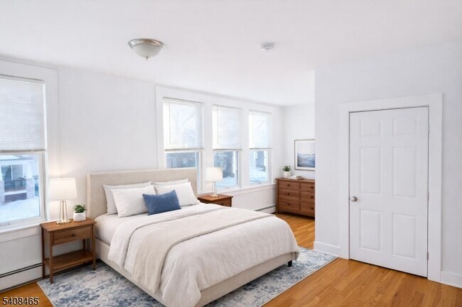 Building Photo - 110 Willow Ave