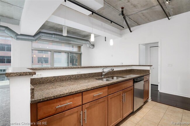 Building Photo - 3670 Woodward Ave