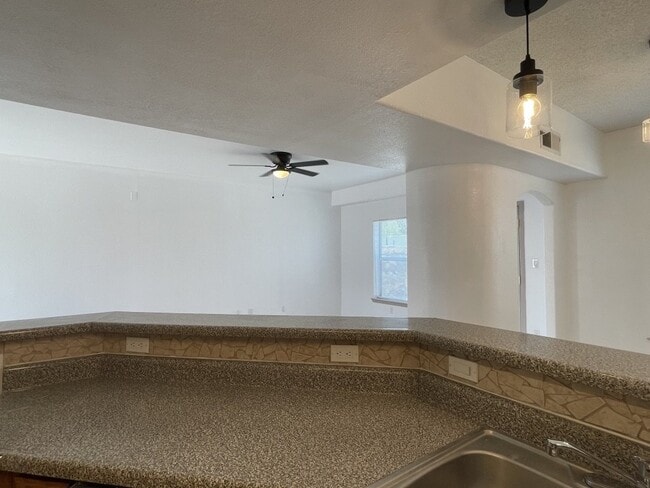 Building Photo - 12325 Tierra Arena Dr