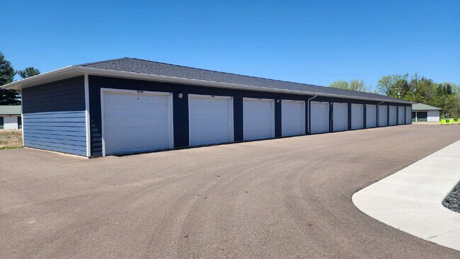 Building Photo - Newer Spacious 2 Bedroom, 2 Full Bathroom Apartment - Available Jan 1st!