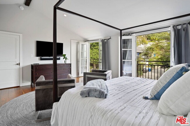 Building Photo - 1531 Marmont Ave