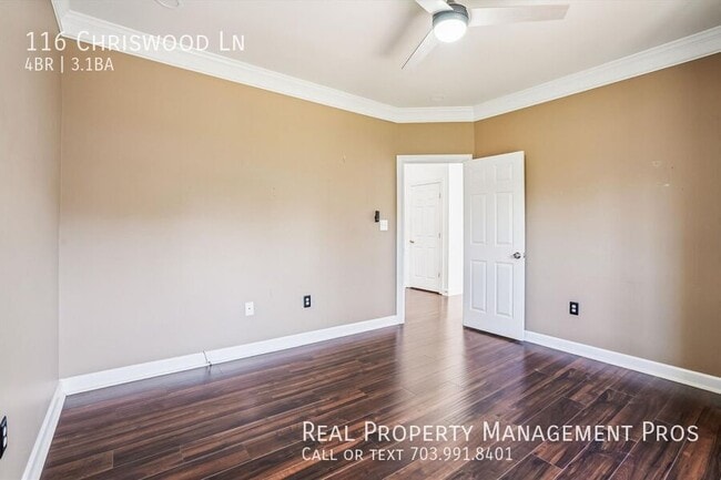 Building Photo - 116 Chriswood Ln